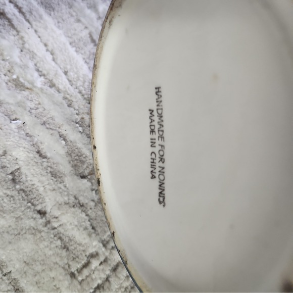 Nonni's Biscotti Cookie Jar Crackled Look Yellow Lemons and Varigated Leaves - Picture 5 of 5